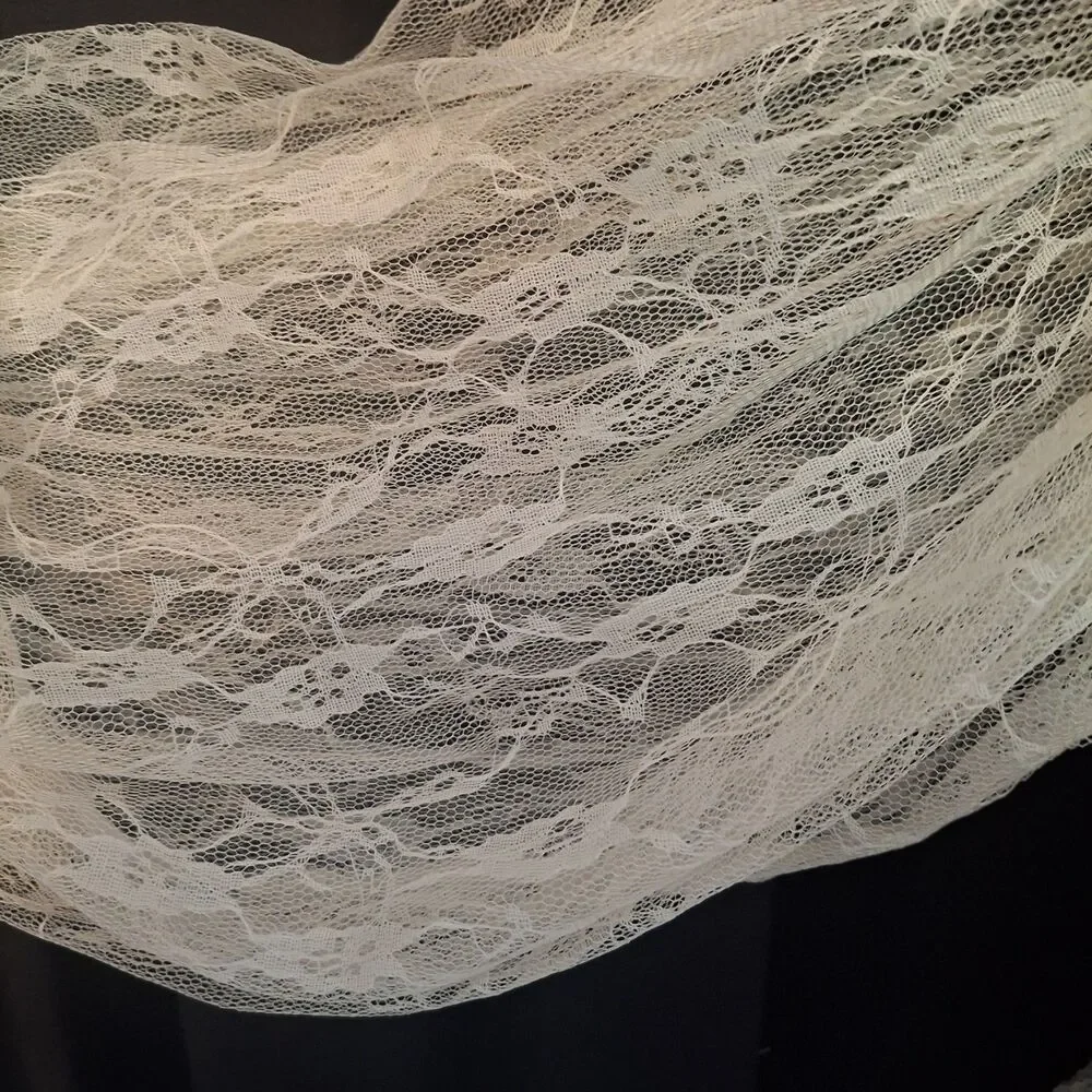 Anthropologie reve lace